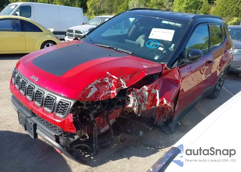 2025 Jeep Compass Trailhawk 4X4 from USA, damaged, VIN 3C4NJDDN3ST569995